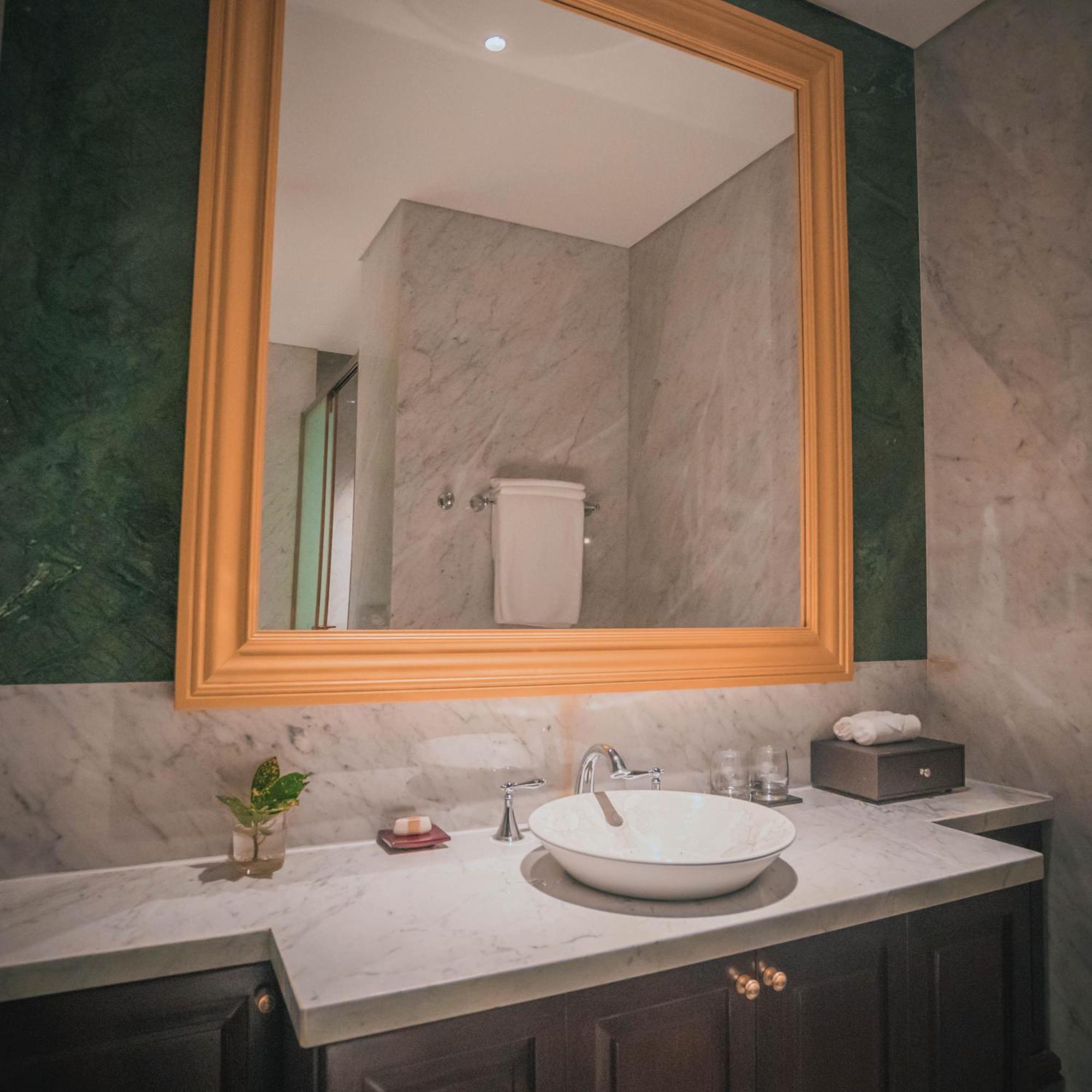 Regal Collection House Ξενοδοχείο Duong Canh Εξωτερικό φωτογραφία